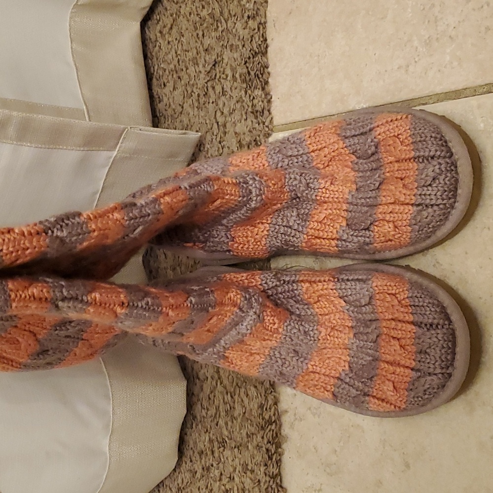 Ugg Sweater Boots pink and purple